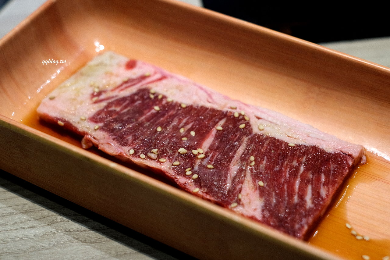 台中北屯︱有之和牛 鍋物放題@台中松竹店．平日午餐788元起就有澳洲和牛、蔬菜吧、飲料吃到飽，+99元還可以吃烤肉 @QQ的懶骨頭