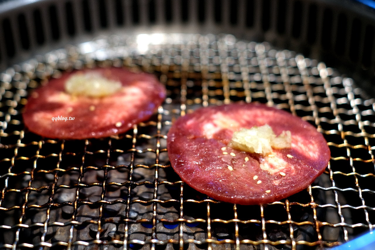 台中北屯︱有之和牛 鍋物放題@台中松竹店．平日午餐788元起就有澳洲和牛、蔬菜吧、飲料吃到飽，+99元還可以吃烤肉 @QQ的懶骨頭