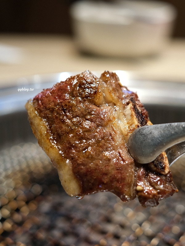 台中北屯︱有之和牛 鍋物放題@台中松竹店．平日午餐788元起就有澳洲和牛、蔬菜吧、飲料吃到飽，+99元還可以吃烤肉 @QQ的懶骨頭