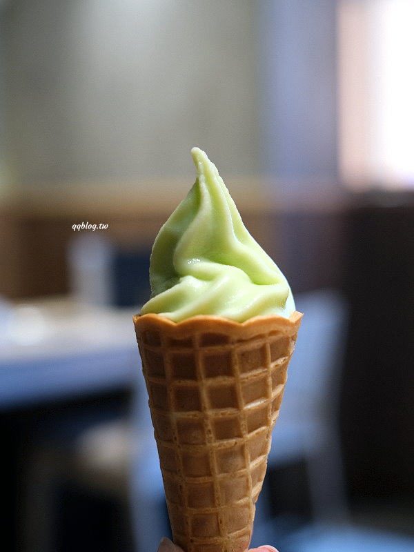 台中北屯︱有之和牛 鍋物放題@台中松竹店．平日午餐788元起就有澳洲和牛、蔬菜吧、飲料吃到飽，+99元還可以吃烤肉 @QQ的懶骨頭