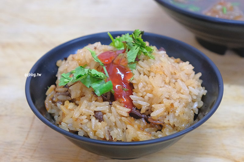 台中東勢︱一福味麵食館.油飯、排骨酥湯是招牌,晚來真的吃不到,東勢美食推薦 @QQ的懶骨頭 台中東勢︱一福味麵食館.油飯、排骨酥湯是招牌,晚來真的吃不到,東勢美食推薦 @QQ的懶骨頭