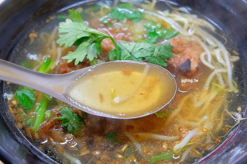 台中東勢︱一福味麵食館.油飯、排骨酥湯是招牌,晚來真的吃不到,東勢美食推薦 @QQ的懶骨頭 台中東勢︱一福味麵食館.油飯、排骨酥湯是招牌,晚來真的吃不到,東勢美食推薦 @QQ的懶骨頭