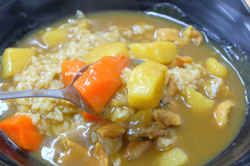 台中東勢︱一福味麵食館.油飯、排骨酥湯是招牌,晚來真的吃不到,東勢美食推薦 @QQ的懶骨頭 台中東勢︱一福味麵食館.油飯、排骨酥湯是招牌,晚來真的吃不到,東勢美食推薦 @QQ的懶骨頭
