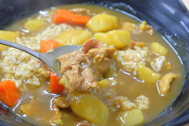 台中東勢︱一福味麵食館．油飯、排骨酥湯是招牌，晚來真的吃不到，東勢美食推薦 @QQ的懶骨頭