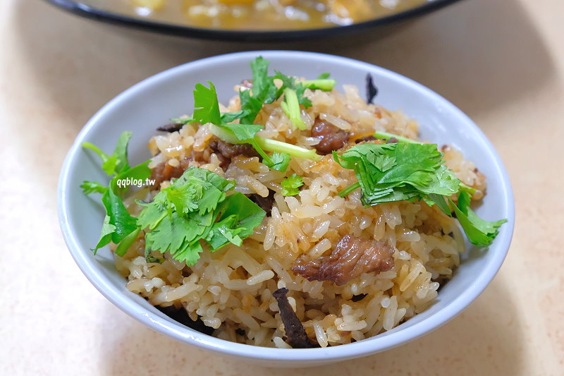 台中東勢︱一福味麵食館.油飯、排骨酥湯是招牌,晚來真的吃不到,東勢美食推薦 @QQ的懶骨頭 台中東勢︱一福味麵食館.油飯、排骨酥湯是招牌,晚來真的吃不到,東勢美食推薦 @QQ的懶骨頭