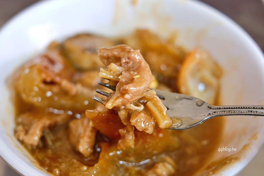 彰化︱北門口肉圓.在地營業60年的酥炸肉圓老店,一顆肉圓+一碗湯是標配 @QQ的懶骨頭 彰化︱北門口肉圓.在地營業60年的酥炸肉圓老店,一顆肉圓+一碗湯是標配 @QQ的懶骨頭