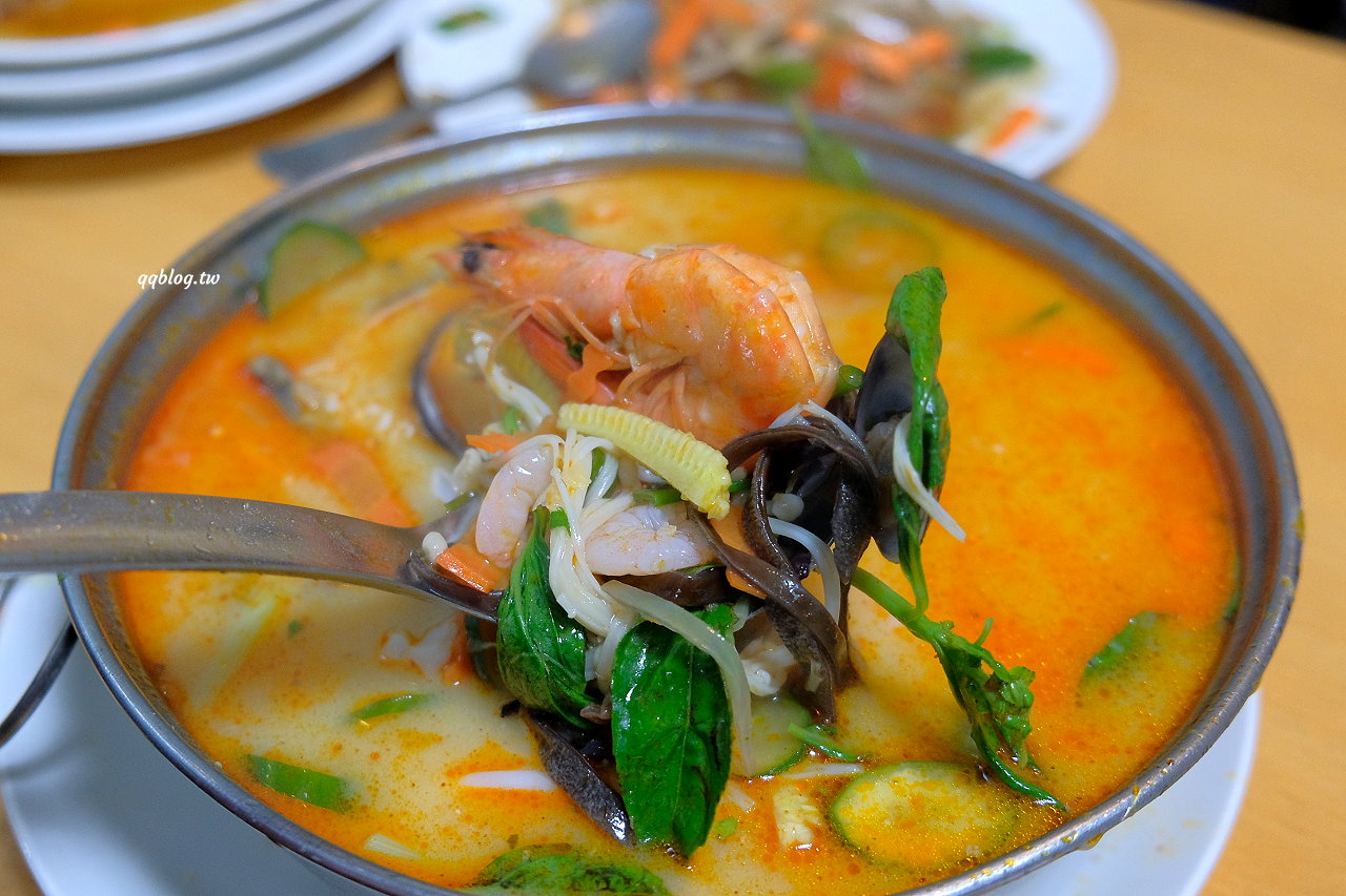 台中豐原︱泰爸泰式料理．口味清爽不厚重，適合一家大小的口味 @QQ的懶骨頭