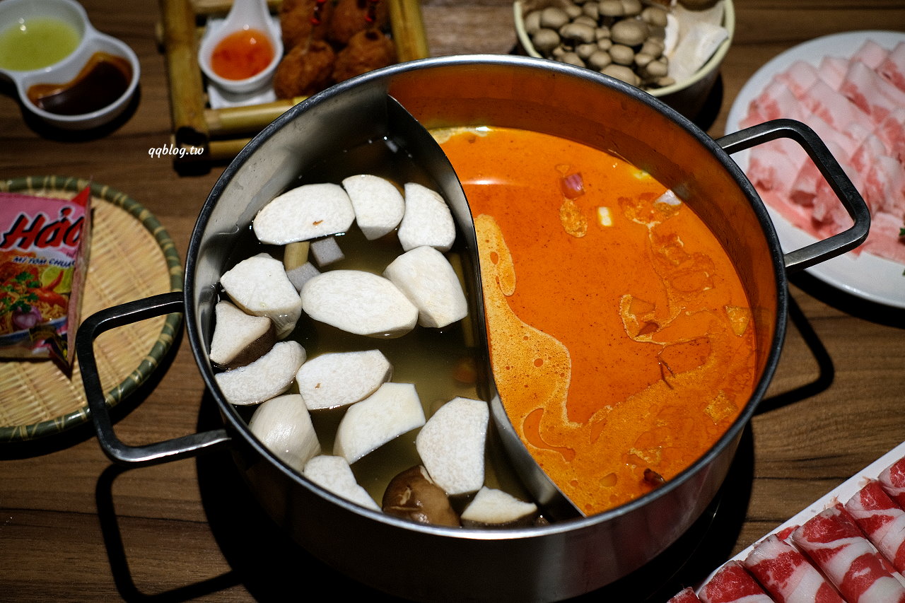 台中北屯︱泰滾 Rolling Thai 泰式火鍋．熱帶叢林風格很吸睛，一秒回到泰國，營業到凌晨2:00，夜貓子有宵夜可以啦 @QQ的懶骨頭