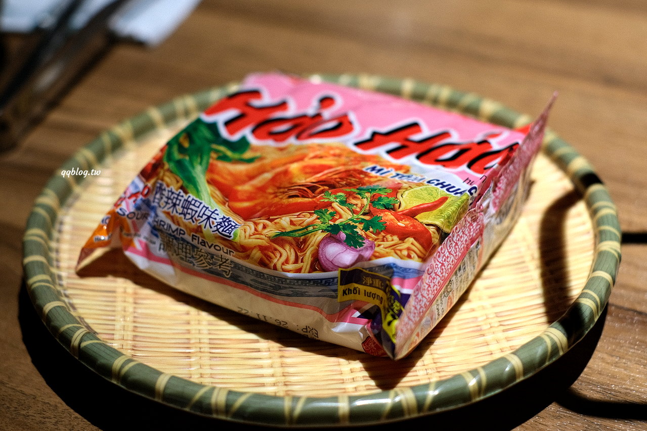 台中北屯︱泰滾 Rolling Thai 泰式火鍋．熱帶叢林風格很吸睛，一秒回到泰國，營業到凌晨2:00，夜貓子有宵夜可以啦 @QQ的懶骨頭