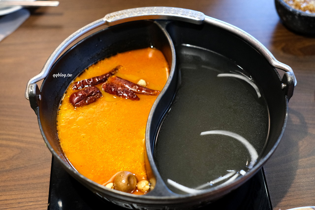 台中北屯︱燒瓶子。大肆の鍋．來自彰化員林的人氣火鍋，一個人也可以吃鴛鴦鍋 @QQ的懶骨頭