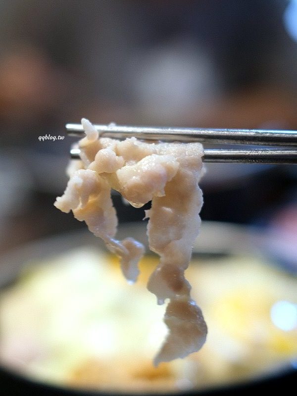 台中北屯︱燒瓶子。大肆の鍋．來自彰化員林的人氣火鍋，一個人也可以吃鴛鴦鍋 @QQ的懶骨頭