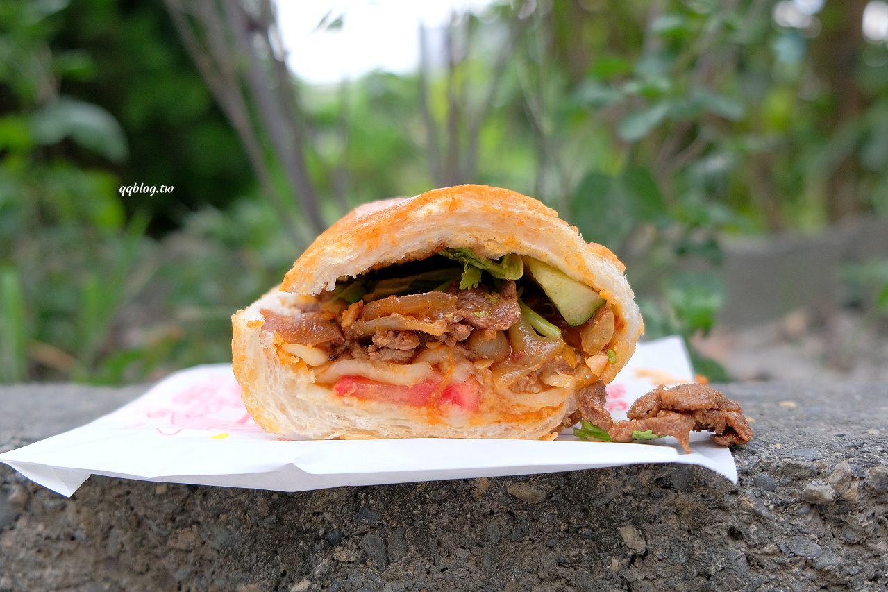 台中豐原︱Lò Bánh Mì Pasteur 豐原越南法國麵包工藝．口味清爽無負擔，一個就可以吃好飽 @QQ的懶骨頭