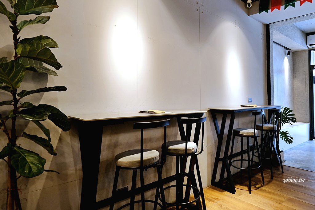 台中西區︱打盹 nap&#038;knife 義大利麵專賣．Google評價高達4.6顆星的義式料理，近廣三Sogo @QQ的懶骨頭