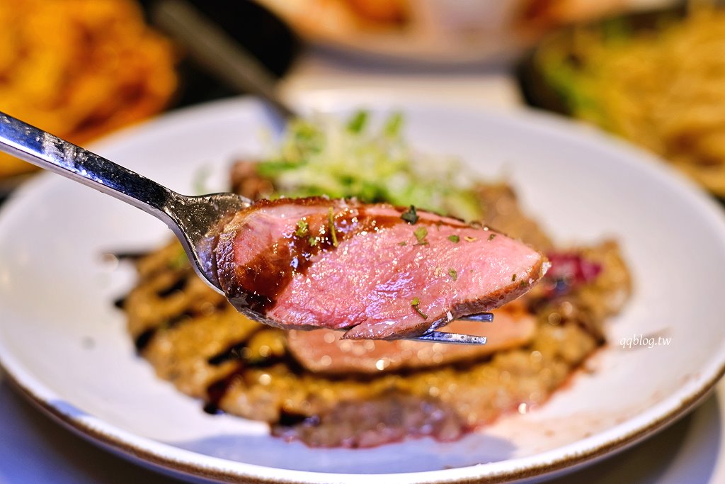 台中西區︱打盹 nap&#038;knife 義大利麵專賣．Google評價高達4.6顆星的義式料理，近廣三Sogo @QQ的懶骨頭