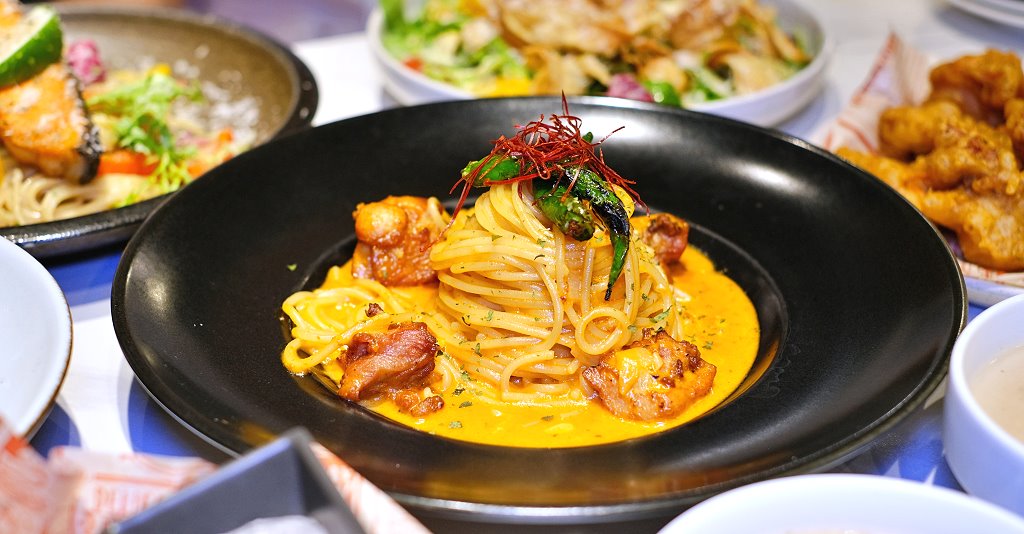 台中西區︱打盹 nap&#038;knife 義大利麵專賣．Google評價高達4.6顆星的義式料理，近廣三Sogo @QQ的懶骨頭