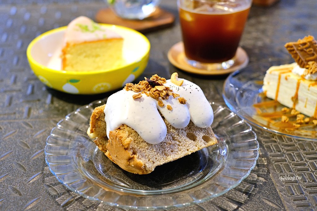 台中北區︱玖安飛飛 Coffee & Makeup.結合咖啡師、化妝師的複合式咖啡甜點店,中醫商圈美食 @QQ的懶骨頭 台中北區︱玖安飛飛 Coffee & Makeup.結合咖啡師、化妝師的複合式咖啡甜點店,中醫商圈美食 @QQ的懶骨頭