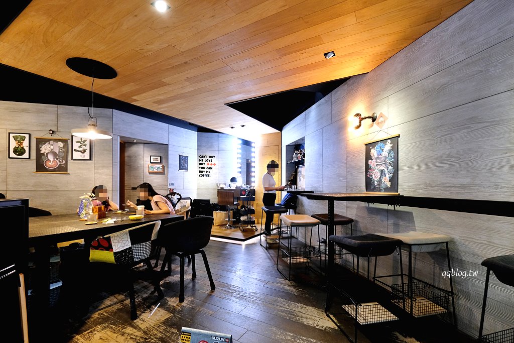 台中北區︱玖安飛飛 Coffee & Makeup.結合咖啡師、化妝師的複合式咖啡甜點店,中醫商圈美食 @QQ的懶骨頭 台中北區︱玖安飛飛 Coffee & Makeup.結合咖啡師、化妝師的複合式咖啡甜點店,中醫商圈美食 @QQ的懶骨頭