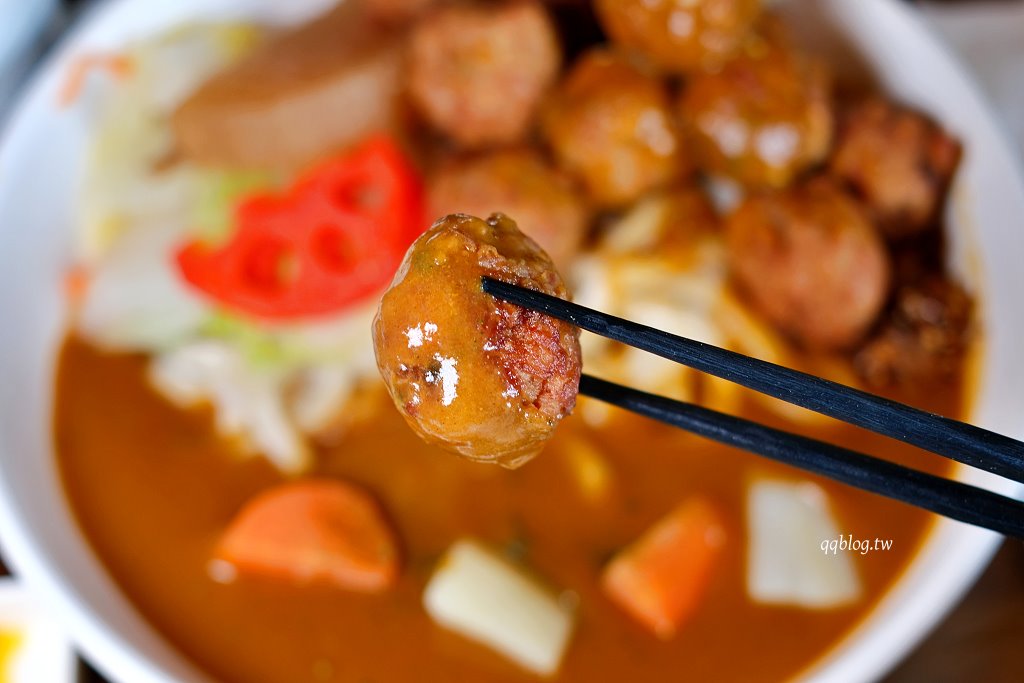 台中北屯︱咖哩厚台灣茶咖哩hong te curry 中清支店．將台灣茶融入日式咖哩，加入茶湯變成茶泡飯 @QQ的懶骨頭