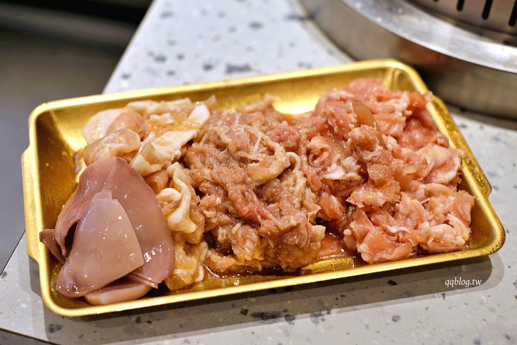 台中西屯｜朴庶銅盤烤肉 台中文心店．築間旗下新品牌，488元起韓國銅盤烤肉吃到飽 @QQ的懶骨頭