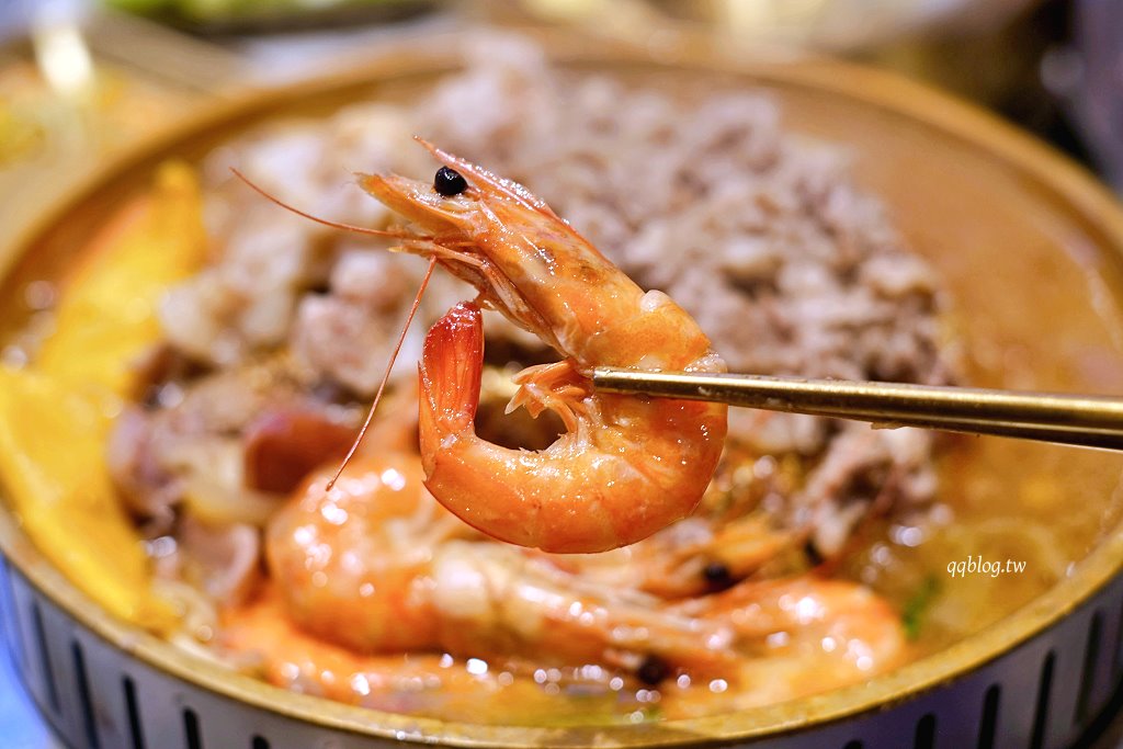 台中西屯｜朴庶銅盤烤肉 台中文心店．築間旗下新品牌，488元起韓國銅盤烤肉吃到飽 @QQ的懶骨頭