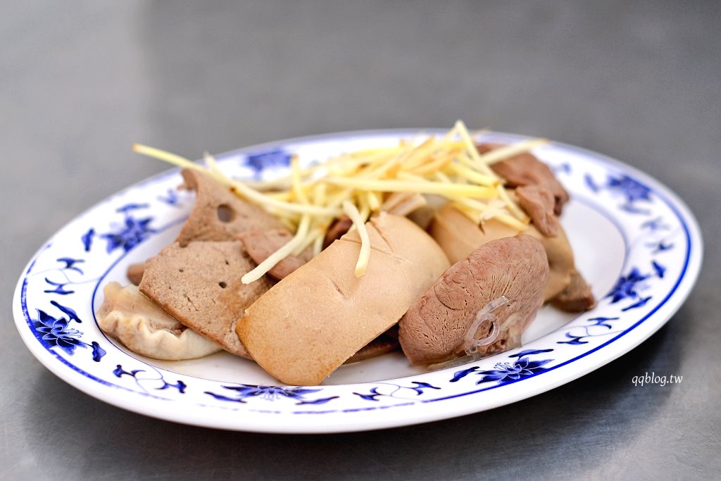高雄鹽埕︱冬粉王.鹽埕營業超過55年的在地老店,搭配各種豬內臟,全天候營業 @QQ的懶骨頭 高雄鹽埕︱冬粉王.鹽埕營業超過55年的在地老店,搭配各種豬內臟,全天候營業 @QQ的懶骨頭