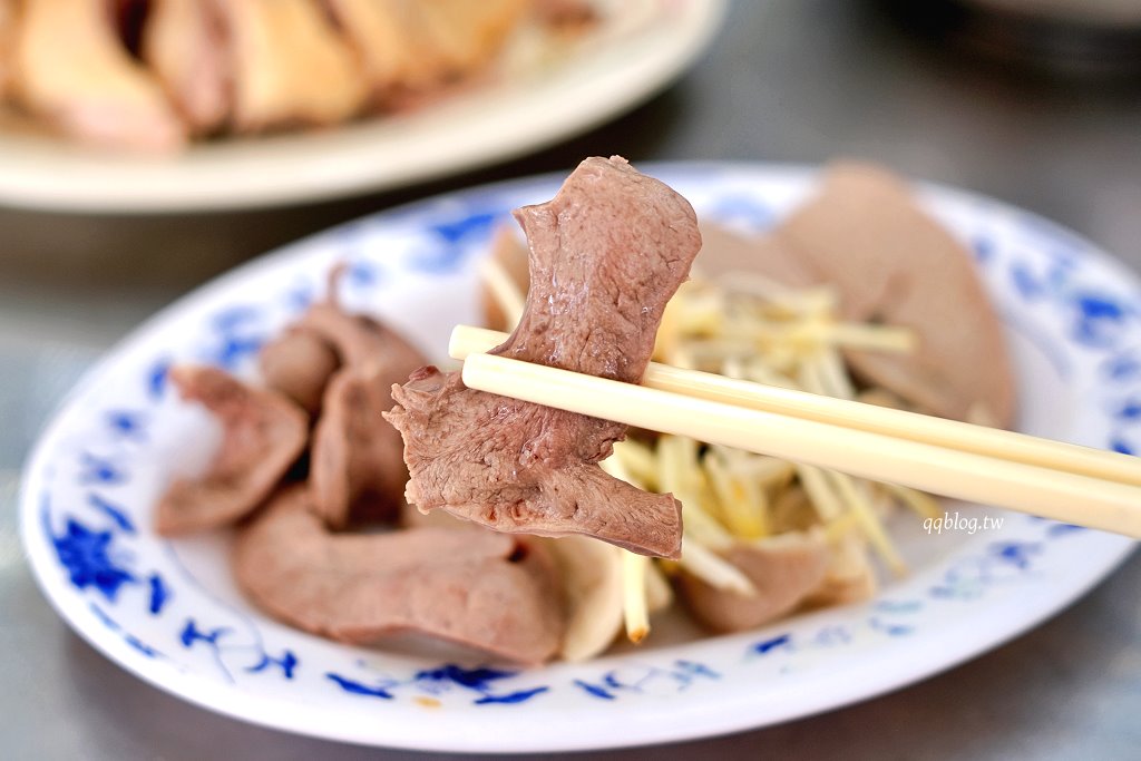 高雄鹽埕︱冬粉王.鹽埕營業超過55年的在地老店,搭配各種豬內臟,全天候營業 @QQ的懶骨頭 高雄鹽埕︱冬粉王.鹽埕營業超過55年的在地老店,搭配各種豬內臟,全天候營業 @QQ的懶骨頭