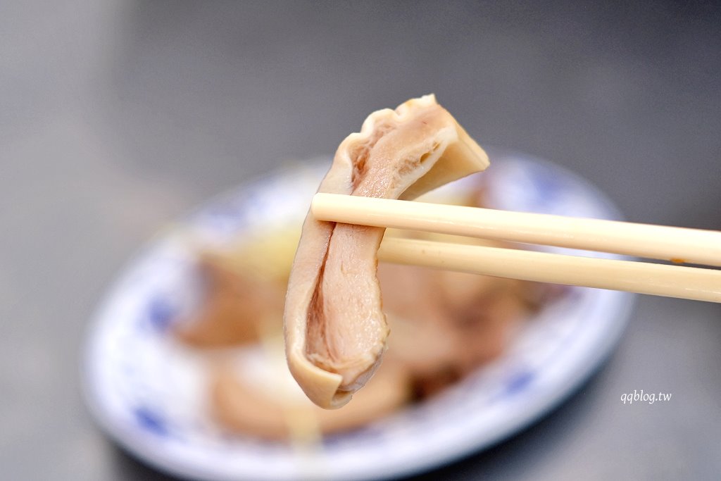 高雄鹽埕︱冬粉王.鹽埕營業超過55年的在地老店,搭配各種豬內臟,全天候營業 @QQ的懶骨頭 高雄鹽埕︱冬粉王.鹽埕營業超過55年的在地老店,搭配各種豬內臟,全天候營業 @QQ的懶骨頭