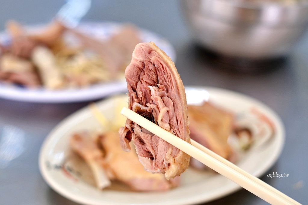 高雄鹽埕︱冬粉王．鹽埕營業超過55年的在地老店，搭配各種豬內臟，全天候營業 @QQ的懶骨頭