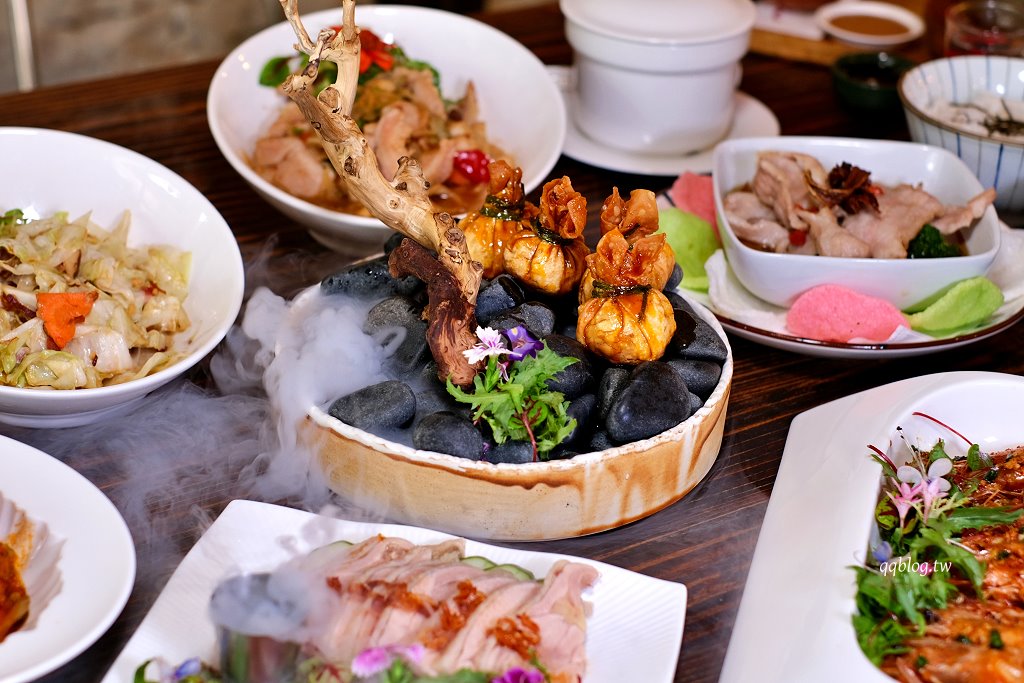 台中西區︱昨日花卷 跨界好食 offer oh fusion restaurant．中西合併的老江湖雙人合菜新登場，勤美商圈美食推薦 @QQ的懶骨頭