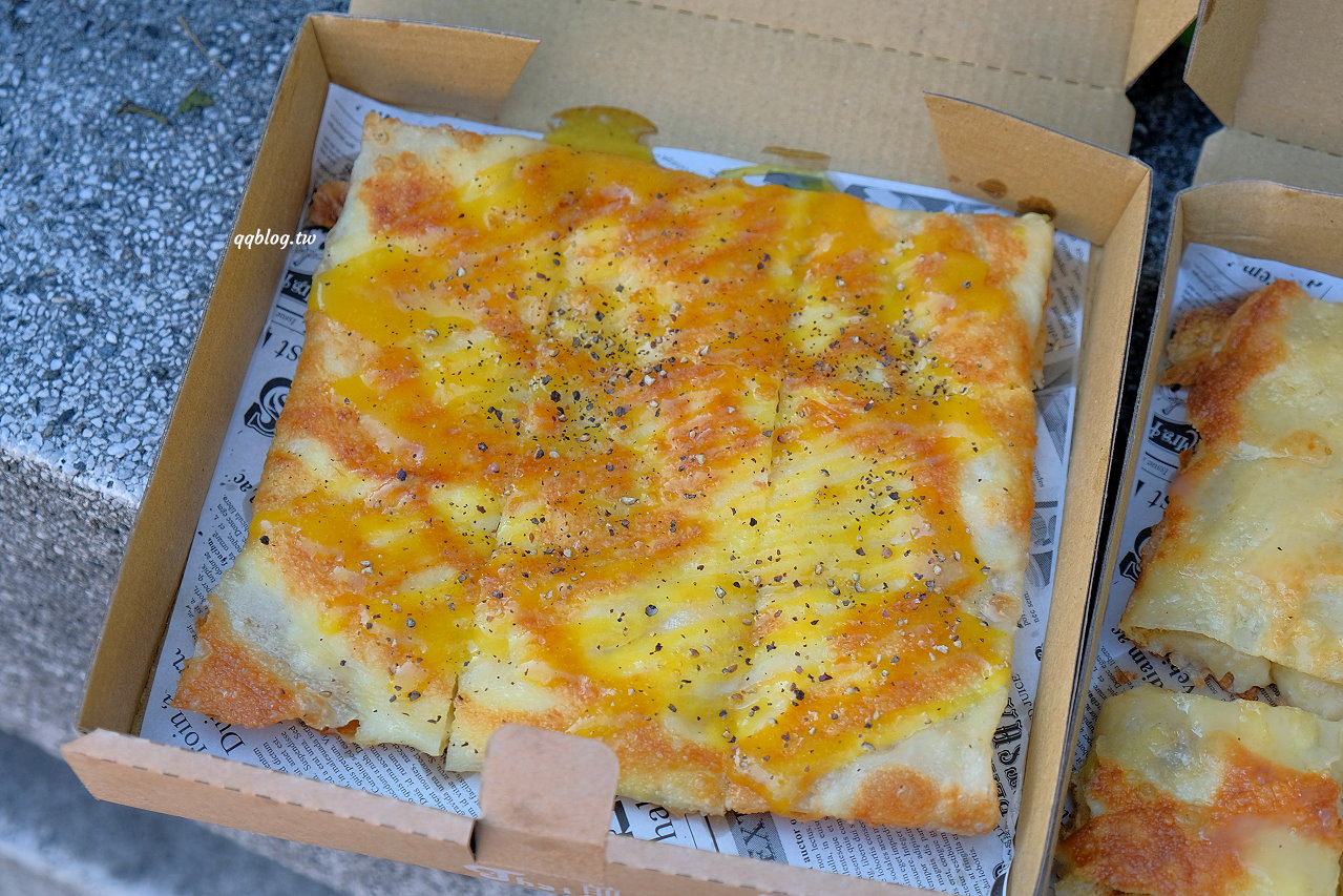 台中北區︱Thai煎 香蕉煎餅專賣店．一共有九種口味，要鹹要甜都有 @QQ的懶骨頭