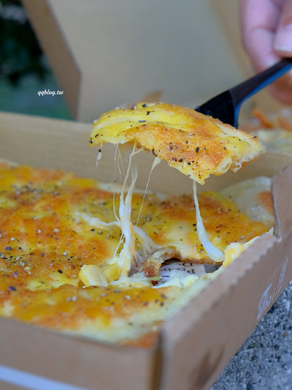 台中北區︱Thai煎 香蕉煎餅專賣店．一共有九種口味，要鹹要甜都有 @QQ的懶骨頭