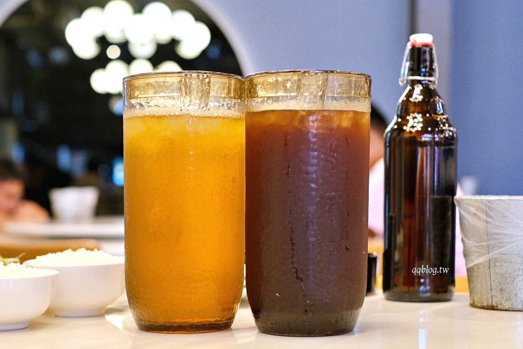 台中北屯︱鴻龍宴x活蝦料理.把整艘船開進餐廳裡,8人套餐菜色豐富,台中合菜餐廳推薦 @QQ的懶骨頭 台中北屯︱鴻龍宴x活蝦料理.把整艘船開進餐廳裡,8人套餐菜色豐富,台中合菜餐廳推薦 @QQ的懶骨頭