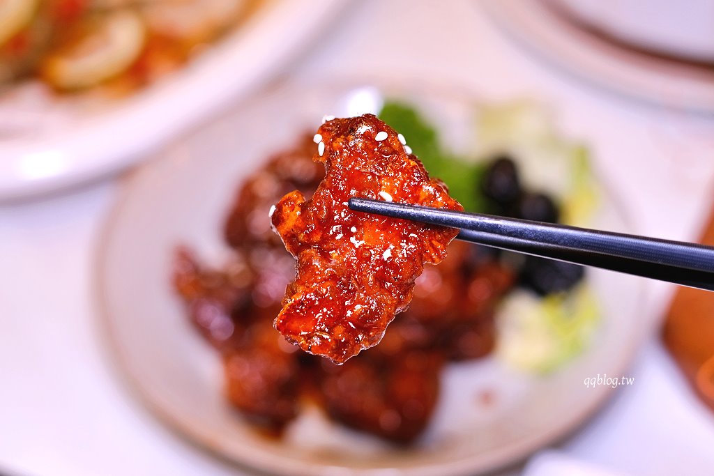 台中北屯︱鴻龍宴x活蝦料理.把整艘船開進餐廳裡,8人套餐菜色豐富,台中合菜餐廳推薦 @QQ的懶骨頭 台中北屯︱鴻龍宴x活蝦料理.把整艘船開進餐廳裡,8人套餐菜色豐富,台中合菜餐廳推薦 @QQ的懶骨頭