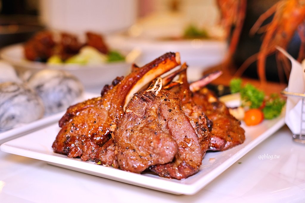 台中北屯︱鴻龍宴x活蝦料理.把整艘船開進餐廳裡,8人套餐菜色豐富,台中合菜餐廳推薦 @QQ的懶骨頭 台中北屯︱鴻龍宴x活蝦料理.把整艘船開進餐廳裡,8人套餐菜色豐富,台中合菜餐廳推薦 @QQ的懶骨頭