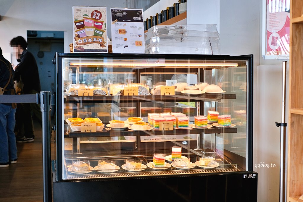 南投魚池︱鹿篙咖啡莊園．茶園環繞的景觀咖啡館，坐擁180度群山美景 @QQ的懶骨頭