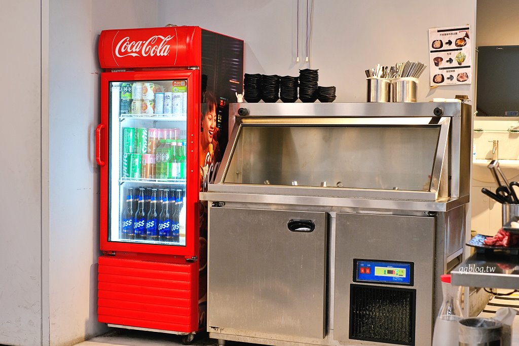 台中西區|金豬韓食.主打新鮮溫體豬的韓式烤肉,全程有專人代烤,韓大王馬鈴薯豬骨湯新品牌 @QQ的懶骨頭 台中西區|金豬韓食.主打新鮮溫體豬的韓式烤肉,全程有專人代烤,韓大王馬鈴薯豬骨湯新品牌 @QQ的懶骨頭