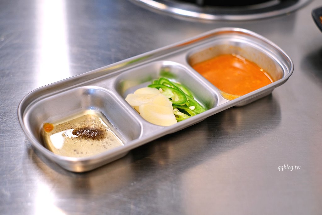 台中西區|金豬韓食.主打新鮮溫體豬的韓式烤肉,全程有專人代烤,韓大王馬鈴薯豬骨湯新品牌 @QQ的懶骨頭 台中西區|金豬韓食.主打新鮮溫體豬的韓式烤肉,全程有專人代烤,韓大王馬鈴薯豬骨湯新品牌 @QQ的懶骨頭