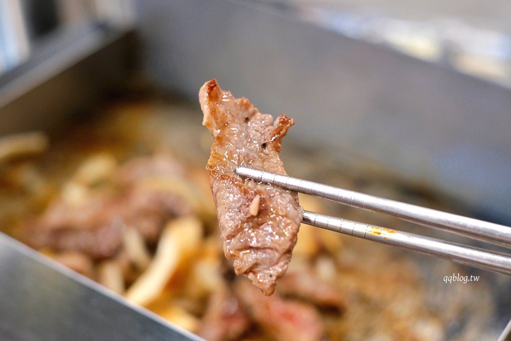 台中西區|金豬韓食.主打新鮮溫體豬的韓式烤肉,全程有專人代烤,韓大王馬鈴薯豬骨湯新品牌 @QQ的懶骨頭 台中西區|金豬韓食.主打新鮮溫體豬的韓式烤肉,全程有專人代烤,韓大王馬鈴薯豬骨湯新品牌 @QQ的懶骨頭