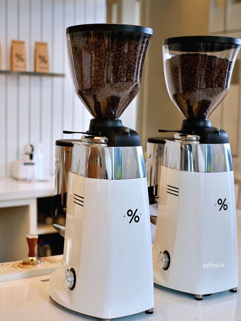 台中北屯︱％Arabica．日本人氣咖啡品牌進駐台中，與建案共生快閃九個月 @QQ的懶骨頭