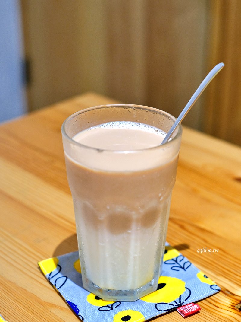 台中西區︱遊牧餐桌 Nomadic Trattoria．台中國美館附近老宅義大利麵 @QQ的懶骨頭