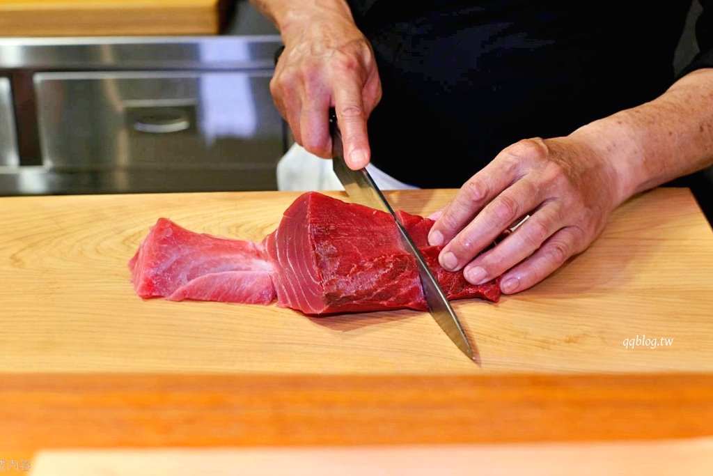 台中西區︱鮨千本.日本世界壽司大賽第三名主廚佐山智紹坐鎮,道道精彩的江戶前壽司 @QQ的懶骨頭 台中西區︱鮨千本.日本世界壽司大賽第三名主廚佐山智紹坐鎮,道道精彩的江戶前壽司 @QQ的懶骨頭