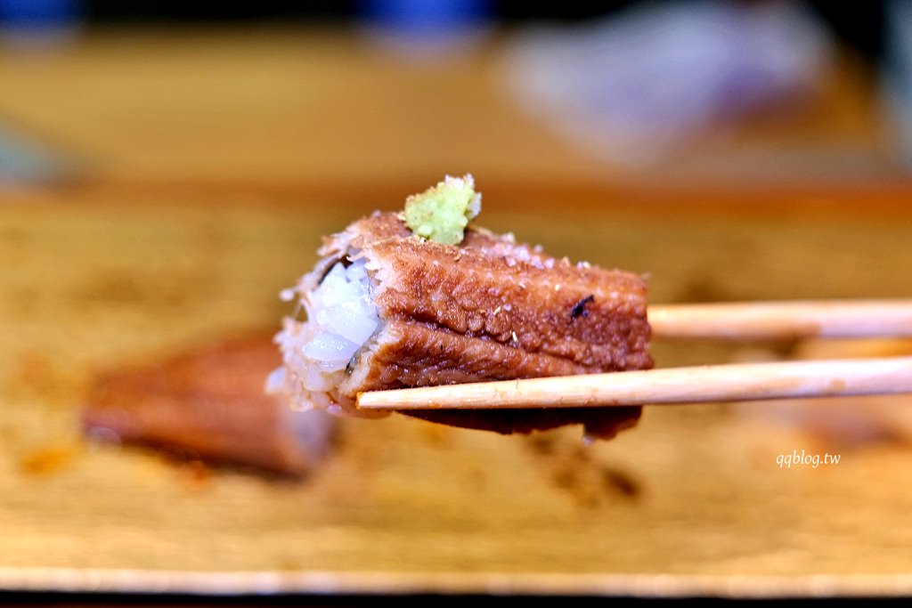 台中西區︱鮨千本.日本世界壽司大賽第三名主廚佐山智紹坐鎮,道道精彩的江戶前壽司 @QQ的懶骨頭 台中西區︱鮨千本.日本世界壽司大賽第三名主廚佐山智紹坐鎮,道道精彩的江戶前壽司 @QQ的懶骨頭