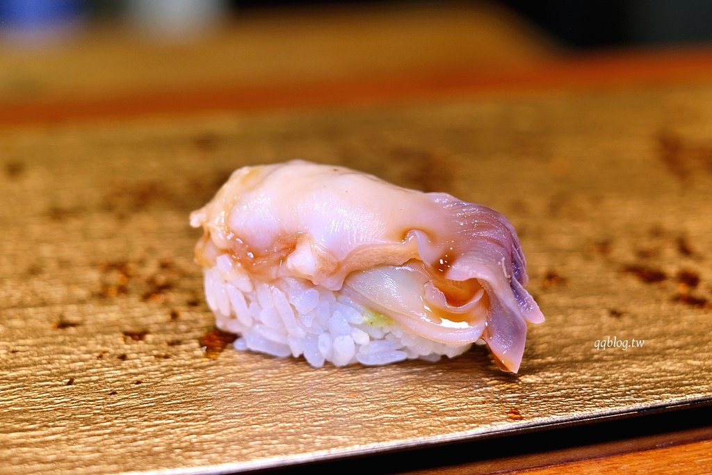 台中西區︱鮨千本.日本世界壽司大賽第三名主廚佐山智紹坐鎮,道道精彩的江戶前壽司 @QQ的懶骨頭 台中西區︱鮨千本.日本世界壽司大賽第三名主廚佐山智紹坐鎮,道道精彩的江戶前壽司 @QQ的懶骨頭