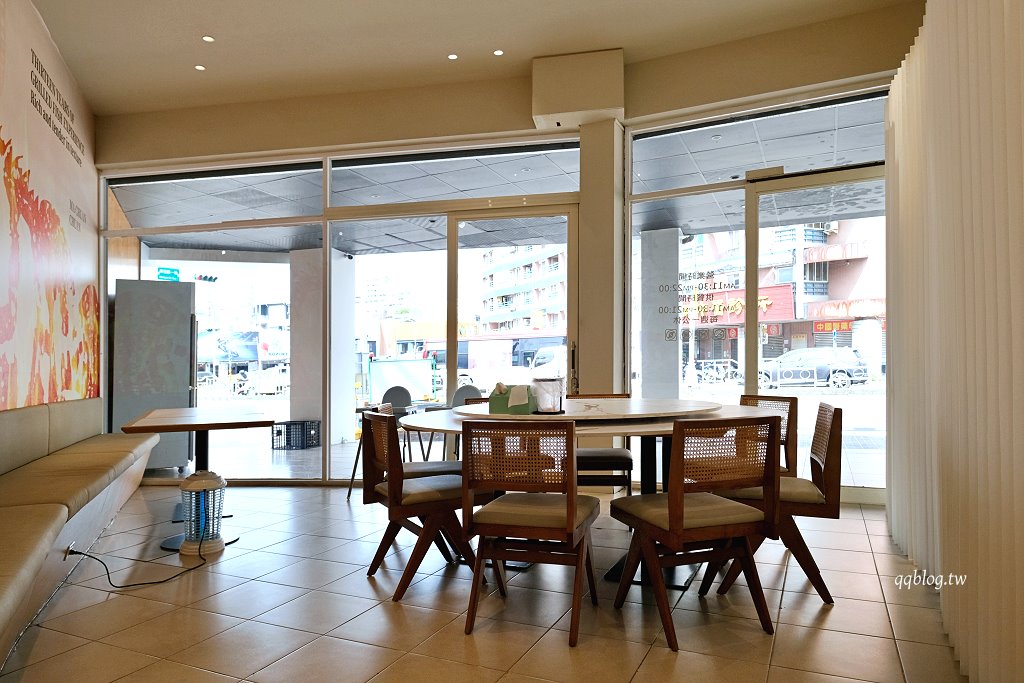 台中北區︱麻川川青花椒烤魚．來自重慶的道地烤魚，現烤活魚香味十足 @QQ的懶骨頭