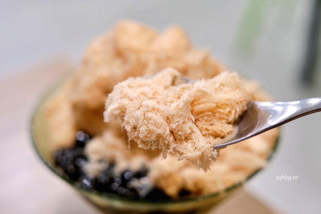 屏東東港︱樹仔剉冰.不只是剉冰,還有豆花和飲品,最推番茄青蜜冰 @QQ的懶骨頭 屏東東港︱樹仔剉冰.不只是剉冰,還有豆花和飲品,最推番茄青蜜冰 @QQ的懶骨頭