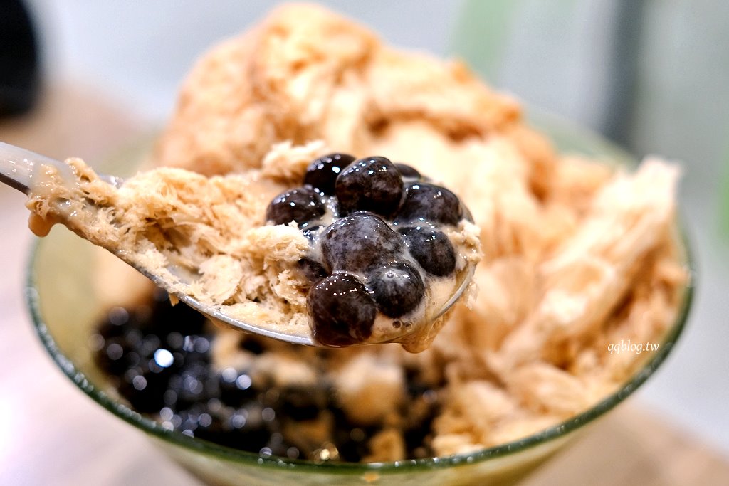 屏東東港︱樹仔剉冰.不只是剉冰,還有豆花和飲品,最推番茄青蜜冰 @QQ的懶骨頭 屏東東港︱樹仔剉冰.不只是剉冰,還有豆花和飲品,最推番茄青蜜冰 @QQ的懶骨頭