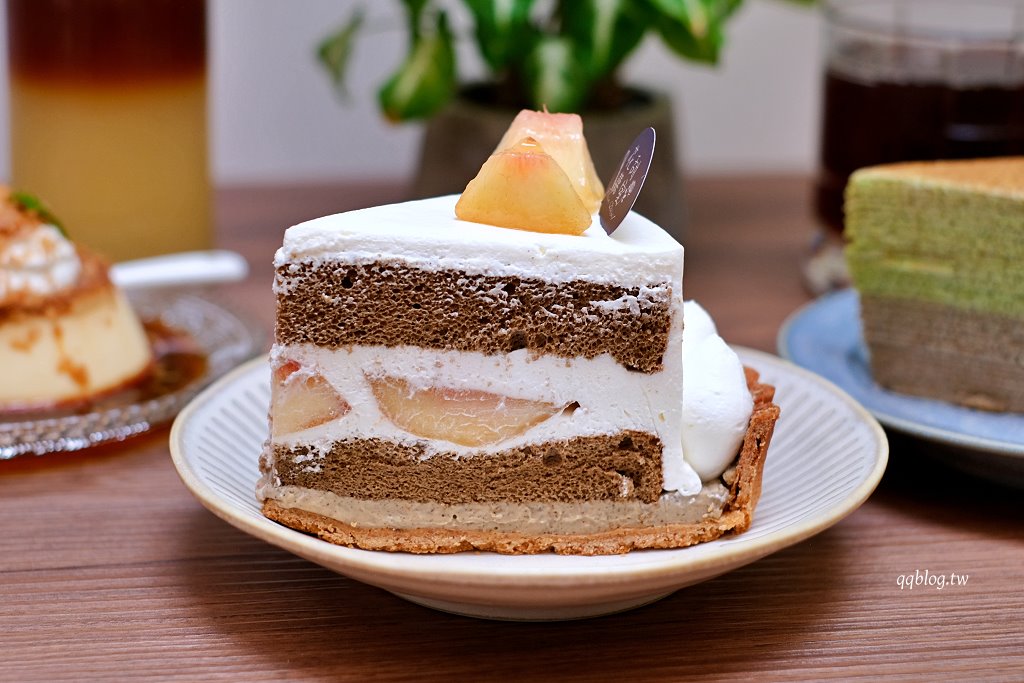 台中北區︱老花甜Flowercoffee.台中科博館附近老宅甜點店,獨創的塔上戚風果真是招牌 @QQ的懶骨頭 台中北區︱老花甜Flowercoffee.台中科博館附近老宅甜點店,獨創的塔上戚風果真是招牌 @QQ的懶骨頭