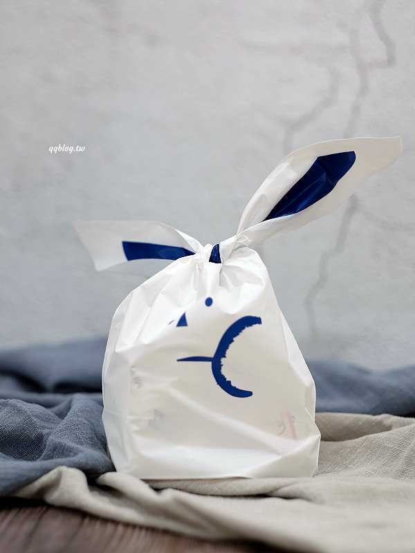 台中西屯︱米玥麻糬堂．可愛兔袋、藥袋包裝，巔覆傳統口味有創意，還有季節限定水果口味 @QQ的懶骨頭