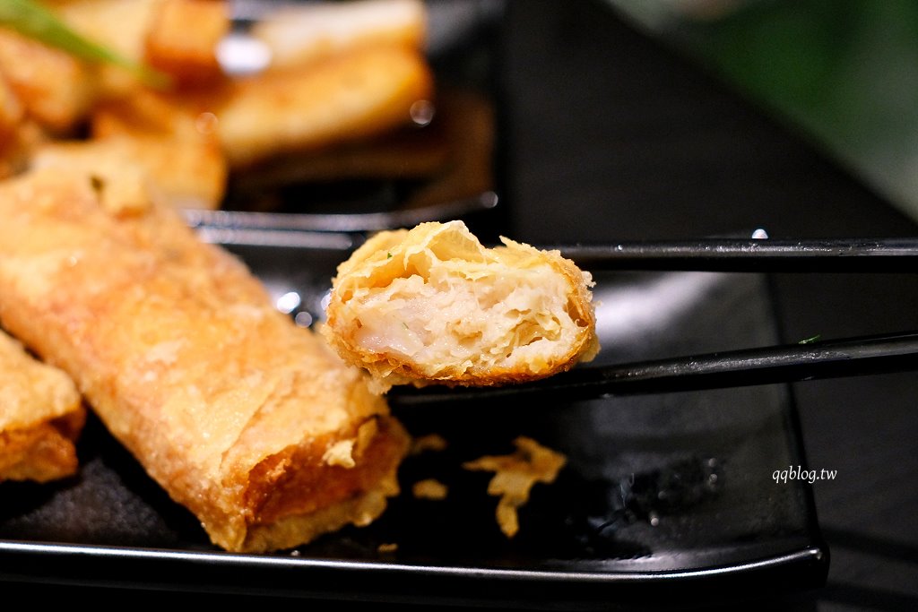 花蓮︱王記茶舖人文茶堂 美崙店．30年老店新氣象，環境空敞大氣又舒適 @QQ的懶骨頭