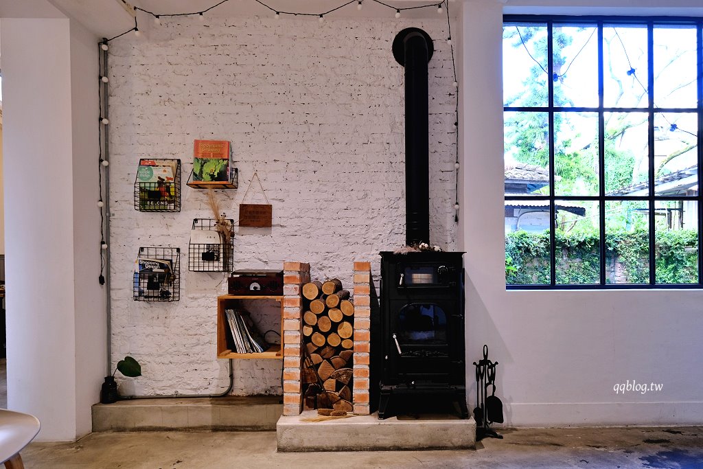 花蓮︱小巷茉莉 M&ocirc;Li Caf&eacute; ．藏身小巷子裡的咖啡館，不只是咖啡甜點，餐點也很有水準 @QQ的懶骨頭